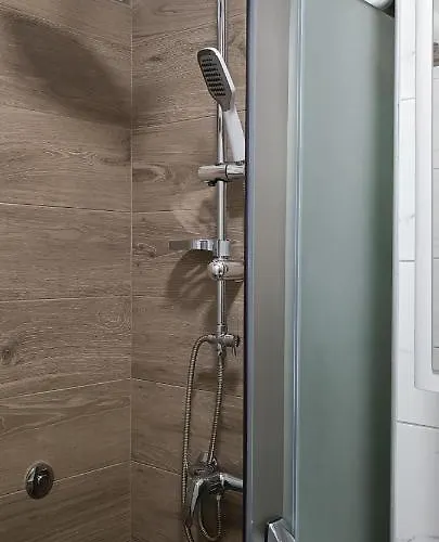 Tajna037 아파트 쿠르셰바츠